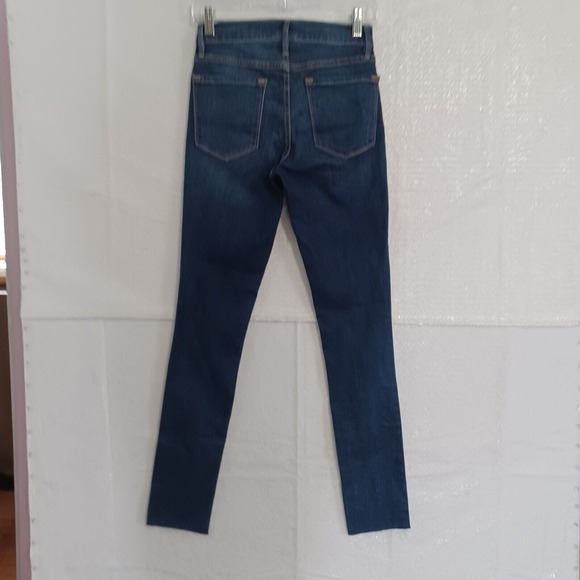 Frame Denim Women's Size 26 Forever Karlie Skinny Jeans Medium Wash Raw Hem EUC - Picture 2 of 9